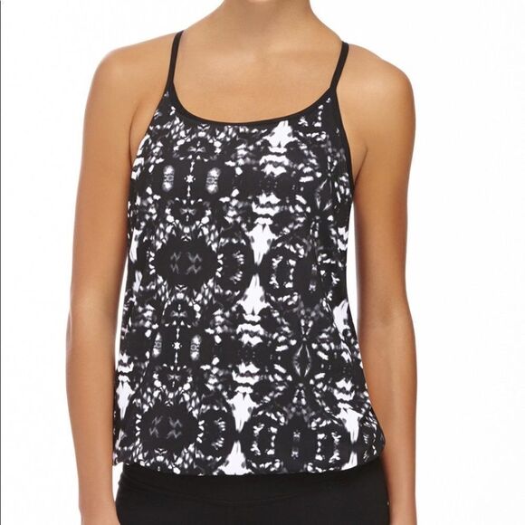 Fabletics Damask pattern Norwalk Active Tank xxs - Picture 1 of 5